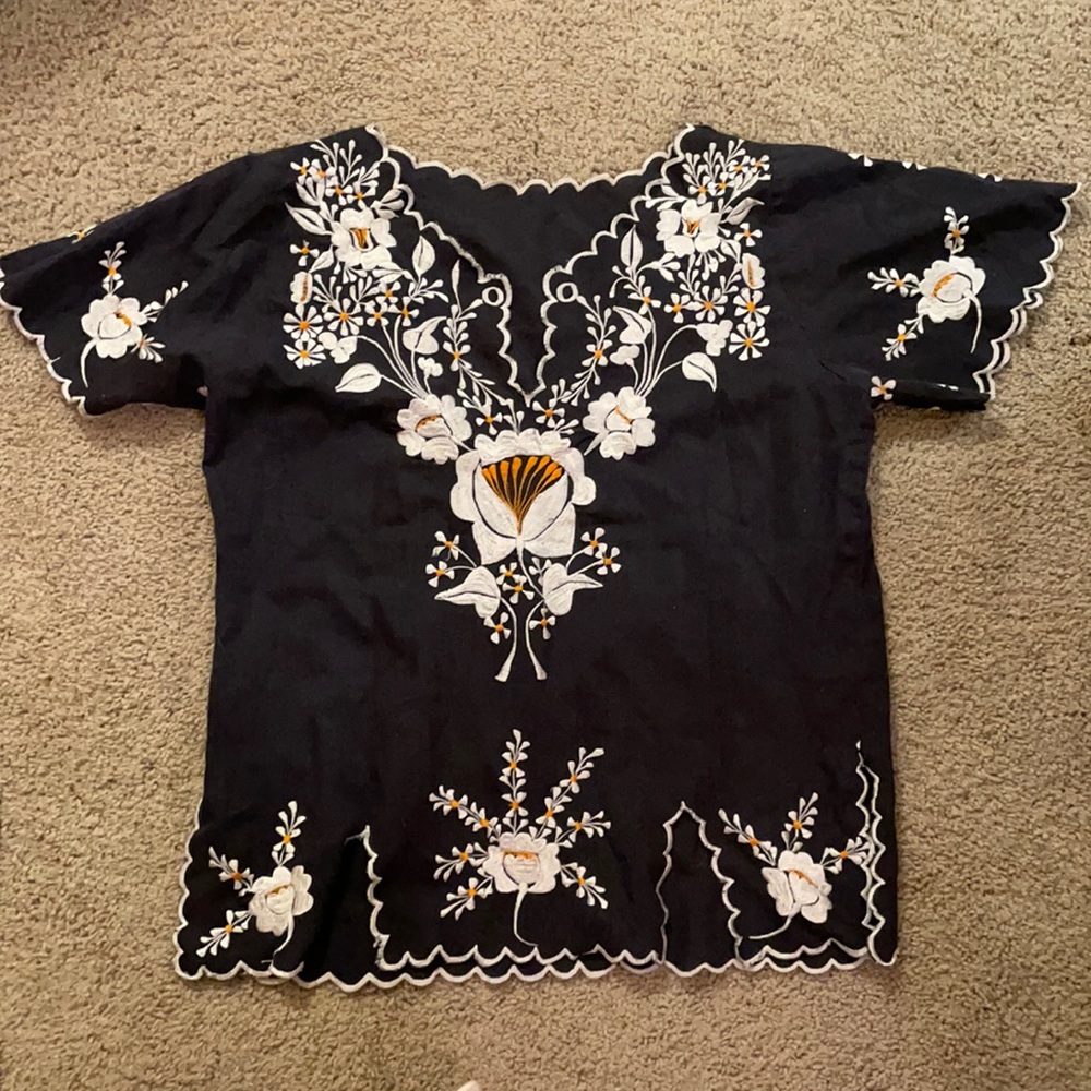 Navy blue vintage Mexican embroidered top